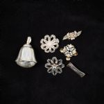 1155 4418 BROOCHES